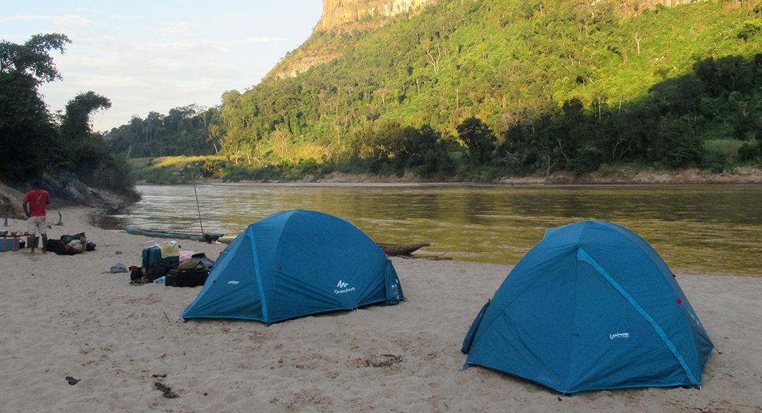 Se ressourcer lors d’un voyage descente du fleuve Manambolo