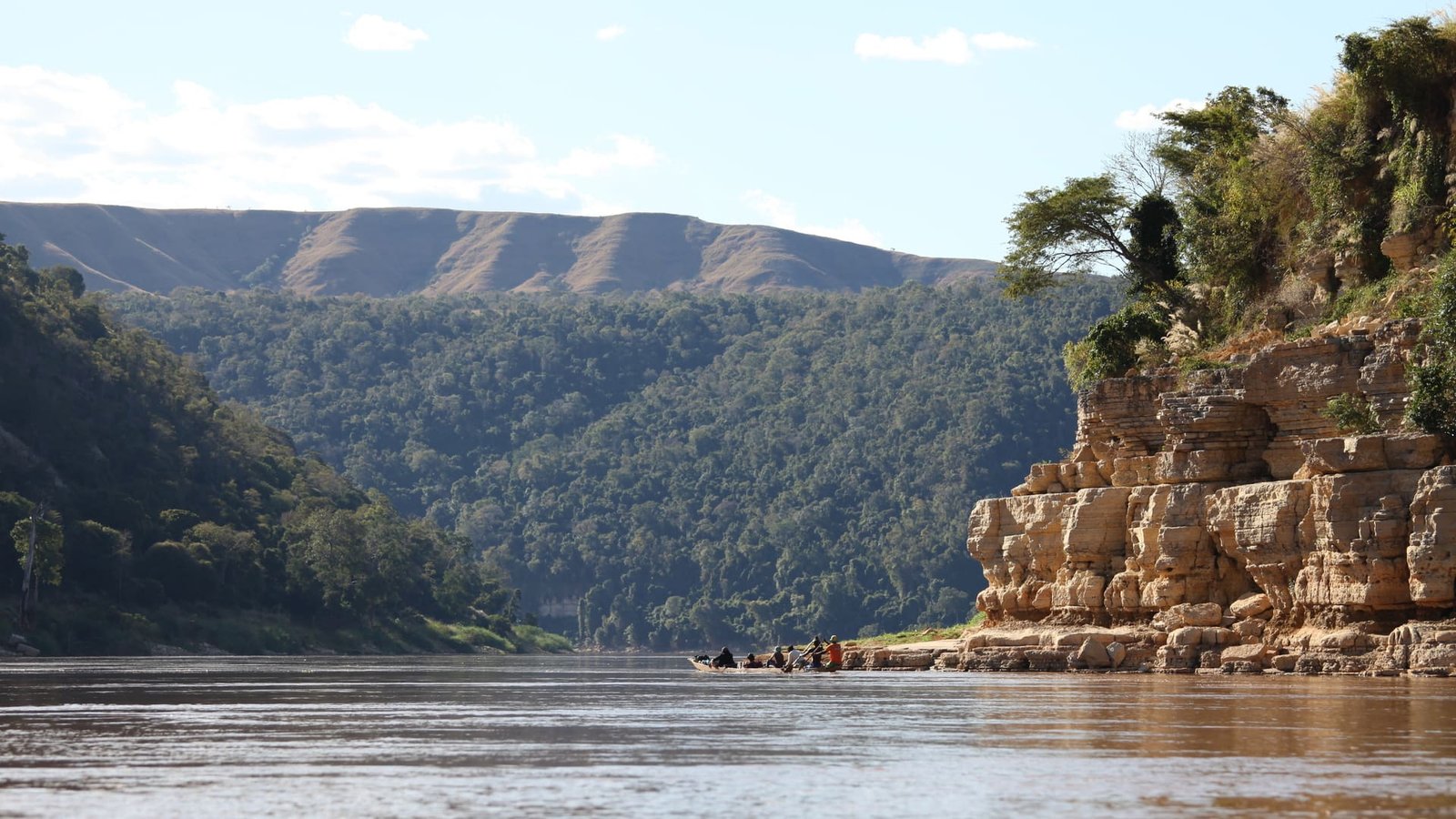 Tsiribihina - Lahimena Tours